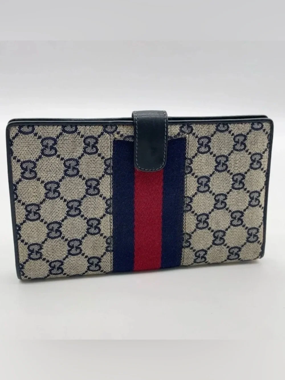 Auth Gucci Sherry Line Navy GG Canvas Passcase/Wallet